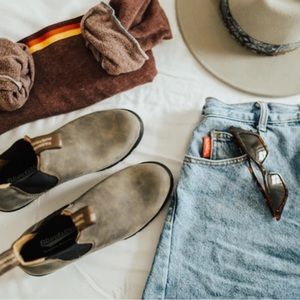 blundstone heeled chelsea boots rustic brown